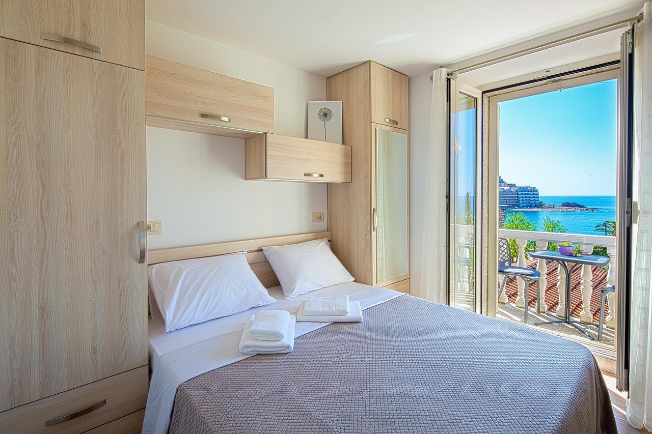בודווה Apartments Djuro Rafailovic מראה חיצוני תמונה