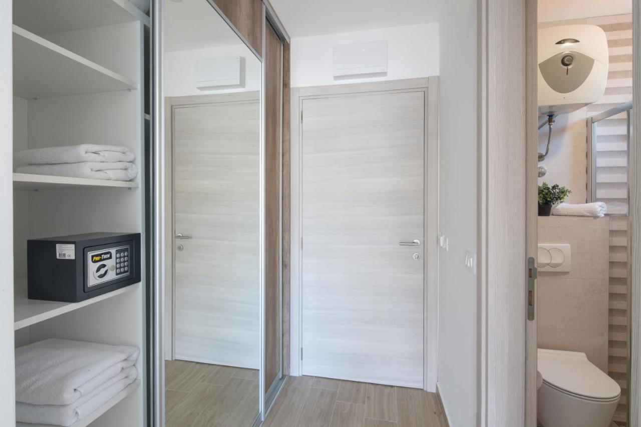 בודווה Apartments Djuro Rafailovic מראה חיצוני תמונה
